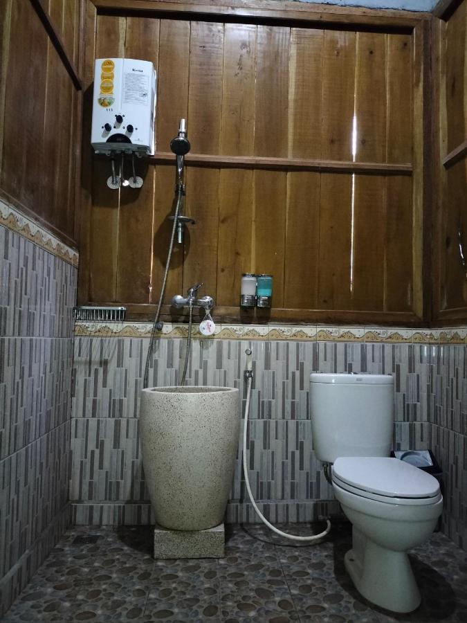 Friendly Homestay Lemukih Singaraja Exterior foto